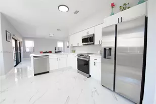 972 NE 36th Ave, Homestead, FL 33033 - Photo 9