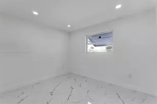 860 NW 207th St, Miami Gardens, FL 33169 - Photo 23