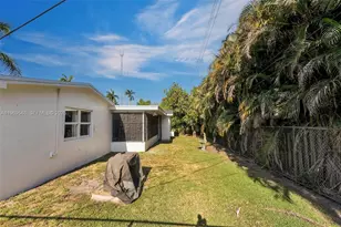 860 NW 207th St, Miami Gardens, FL 33169 - Photo 35
