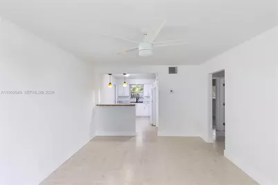 129 SE 4th St #2, Hallandale Beach, FL 33009 - Photo 3
