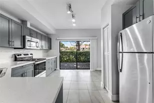 10450 SW 154th Ct, Miami, FL 33196 - Photo 7