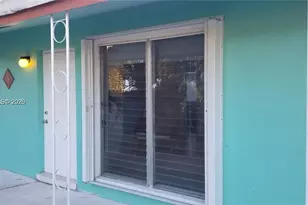 1425 NE 22nd St, Wilton Manors, FL 33305 - Photo 1