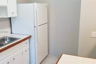 1425 NE 22nd St, Wilton Manors, FL 33305 - Photo 7