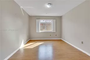 8531 SW 12th St, Miami, FL 33144 - Photo 29