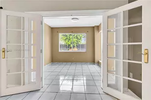 8531 SW 12th St, Miami, FL 33144 - Photo 17