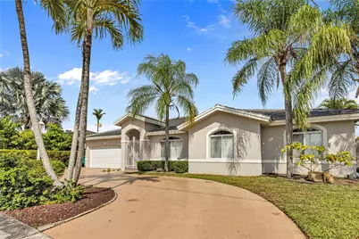 8531 SW 12th St, Miami, FL 33144 - Photo 3