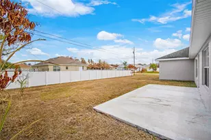 6762 NW Daffodil Ln, Port Saint Lucie, FL 34983 - Photo 7