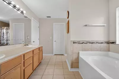 6762 NW Daffodil Ln, Port Saint Lucie, FL 34983 - Photo 33