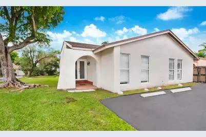 11470 SW 57th Ter, Miami, FL 33173 - Photo 1