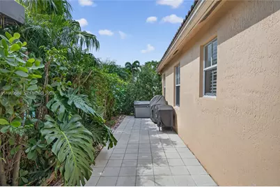 1956 Pisces Ter, Weston, FL 33327 - Photo 27