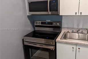 5820 NW 14th Ct, Sunrise, FL 33313 - Photo 7