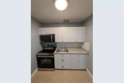 5820 NW 14th Ct #1, Sunrise, FL 33313 - Photo 5