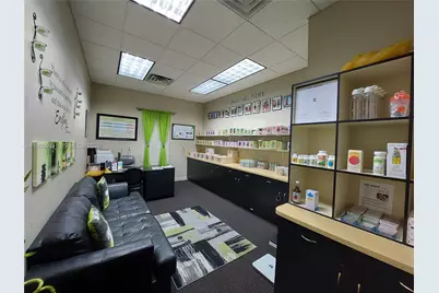 1000 N Hiatus Rd #104, Pembroke Pines, FL 33026 - Photo 1