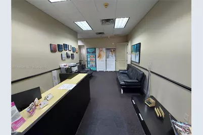 1000 N Hiatus Rd #104, Pembroke Pines, FL 33026 - Photo 5