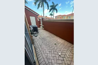 11438 NW 62nd Ter #226, Doral, FL 33178 - Photo 7