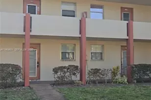 3071 E Sunrise Lakes Dr, Sunrise, FL 33322 - Photo 3