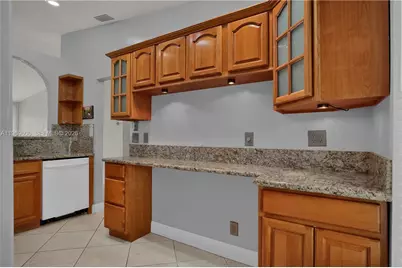 5550 S Lakewood Cir S Unit H, Margate, FL 33063 - Photo 17