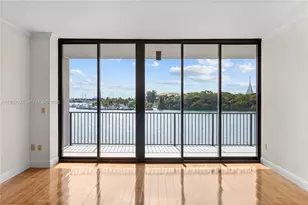 1000 Venetian Way, Miami, FL 33139 - Photo 11