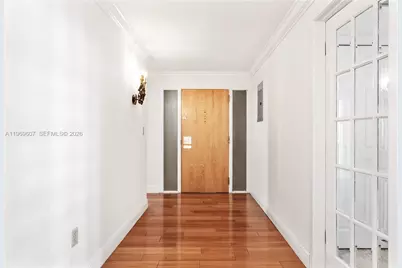 1000 Venetian Way #301, Miami, FL 33139 - Photo 9