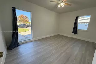 9240 Nautilus Dr, Cutler Bay, FL 33189 - Photo 27