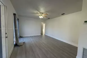 9240 Nautilus Dr, Cutler Bay, FL 33189 - Photo 9