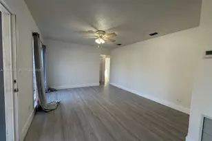 9240 Nautilus Dr, Cutler Bay, FL 33189 - Photo 27