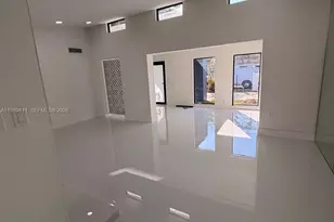 935 SW 72nd Ave, Miami, FL 33144 - Photo 9