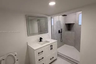 935 SW 72nd Ave, Miami, FL 33144 - Photo 17