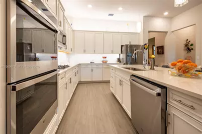 7718 N Blue Spring Dr, Parkland, FL 33067 - Photo 11