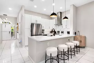 835 NE 17th Way, Fort Lauderdale, FL 33304 - Photo 7