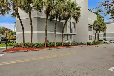 1800 N Congress Ave #102, West Palm Beach, FL 33401 - Photo 9