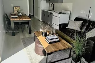 134 Burgundy Dr, Tavernier, FL 33070 - Photo 1