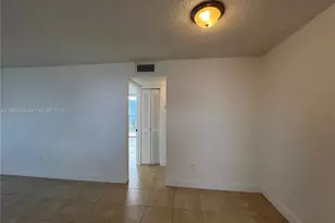 1801 S Treasure Dr, North Bay Village, FL 33141 - Photo 5