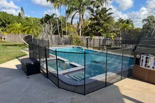 16321 SW 294th St, Homestead, FL 33033 - Photo 5