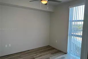 437 SW 4th Ave, Fort Lauderdale, FL 33315 - Photo 9