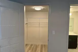 437 SW 4th Ave, Fort Lauderdale, FL 33315 - Photo 7