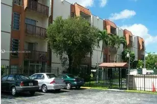 4845 NW 7th St, Miami, FL 33126 - Photo 1