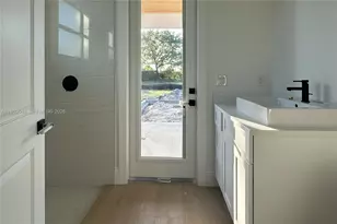 520 Caroline Dr, Vero Beach, FL 32968 - Photo 23