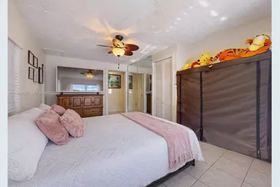 1611 SW 21st St, Miami, FL 33145 - Photo 25