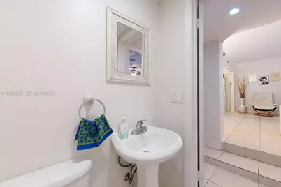 1611 SW 21st St, Miami, FL 33145 - Photo 27