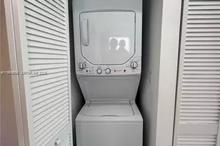 165 NW 39th St, Miami, FL 33127 - Photo 7