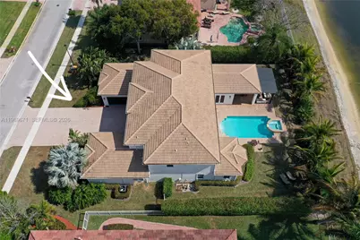 12486 World Cup Ln, Wellington, FL 33414 - Photo 13