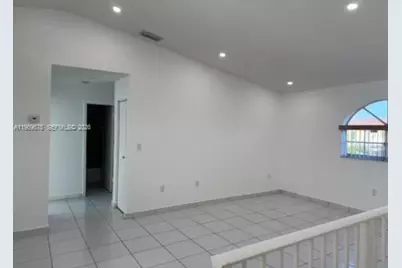 3375 W 76th St #234, Hialeah, FL 33018 - Photo 5