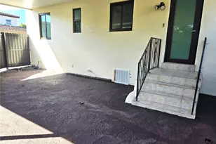 323 SW 31st Ct, Miami, FL 33135 - Photo 17