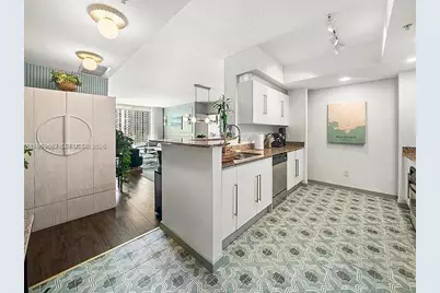 325 S Biscayne Blvd #2919, Miami, FL 33131 - Photo 7