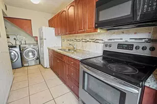 2424 NW 52nd Ave, Lauderhill, FL 33313 - Photo 3