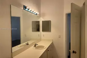 8835 S Isles Cir, Tamarac, FL 33321 - Photo 17