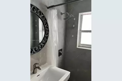 1999 NW 2nd St #1, Miami, FL 33125 - Photo 19