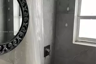 1999 NW 2nd St, Miami, FL 33125 - Photo 19