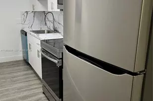 1999 NW 2nd St, Miami, FL 33125 - Photo 23